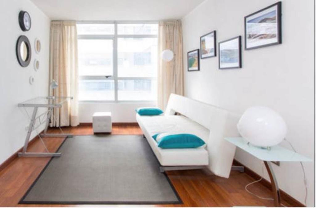 Sys Suites Nueva San Martin Santiago Rom bilde